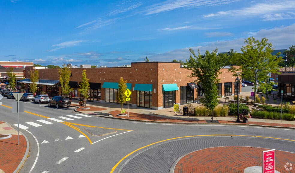 More Photos Of 164 Middlesex Tpke, Burlington Unknown For Lease