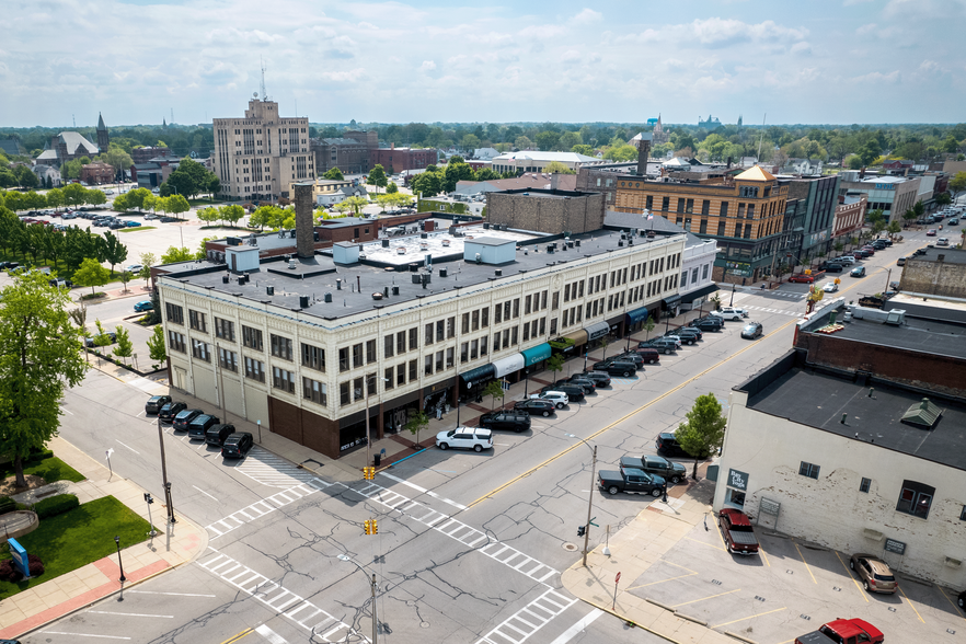 Primary Photo Of 916 Washington Ave, Bay City Storefront Retail Office For Lease