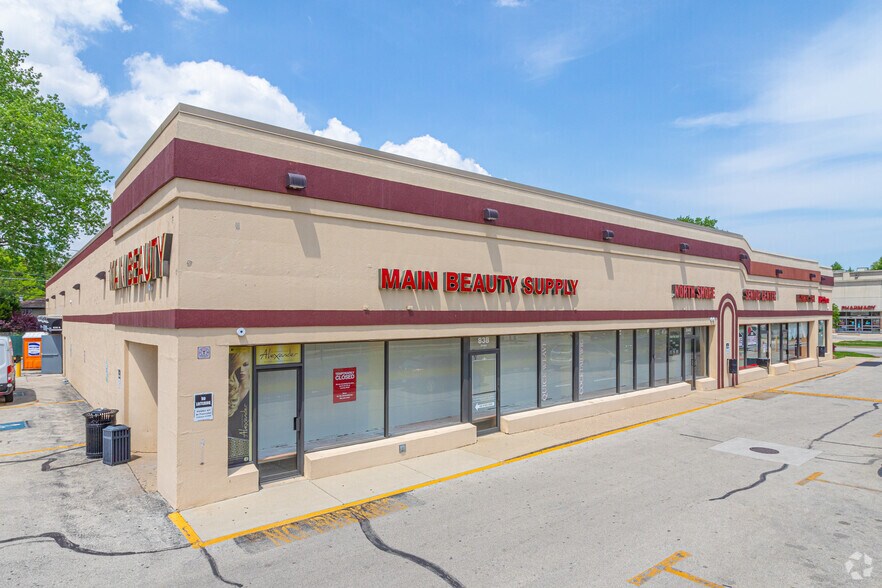 More Photos Of 838-848 Dodge Ave, Evanston Storefront For Lease