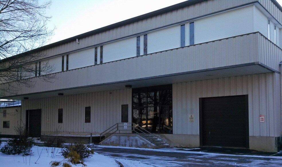More Photos Of 655 W Glenwood Ave, Smyrna Manufacturing For Sale