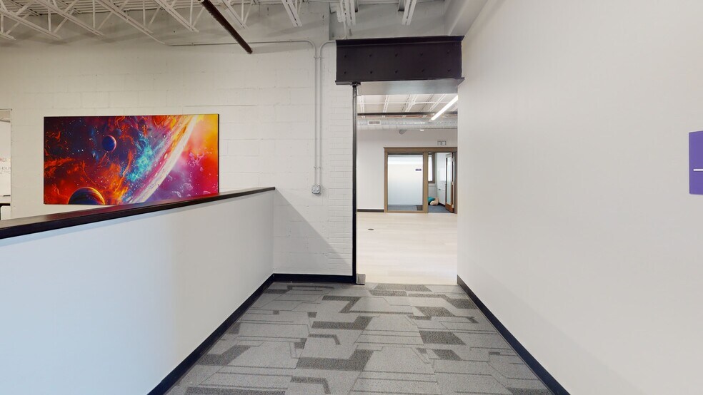 More Photos Of 6161 N Hillside Ave, Indianapolis Loft Creative Space For Lease