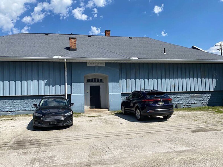 More Photos Of 240 Andrus Rd, Northwood Manufacturing For Lease