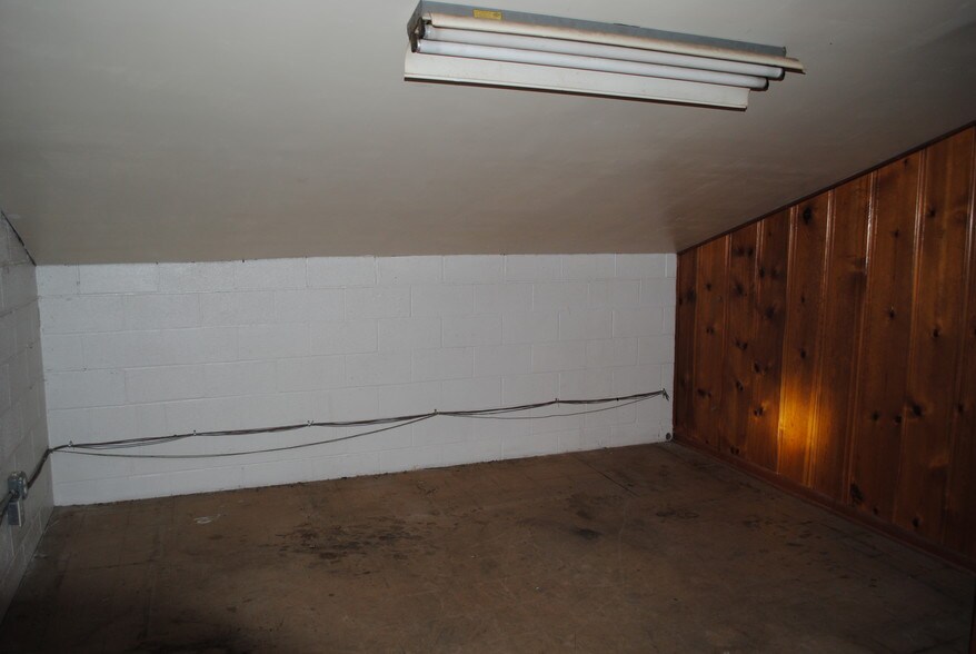 More Photos Of 2600 Medgar Evers Blvd, Jackson Auto Repair For Sale