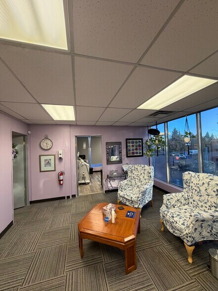More Photos Of 7106-7108 109 St NW, Edmonton Storefront Retail Office For Lease