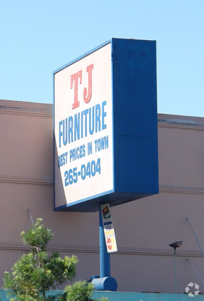 More Photos Of 5005-5011 El Cajon Blvd, San Diego Storefront For Lease