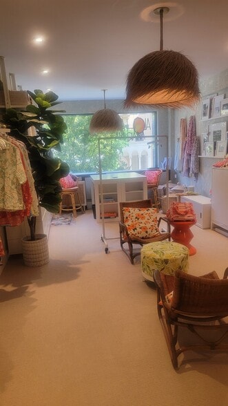 More Photos Of 782-792 Madison Ave, New York Loft Creative Space For Lease