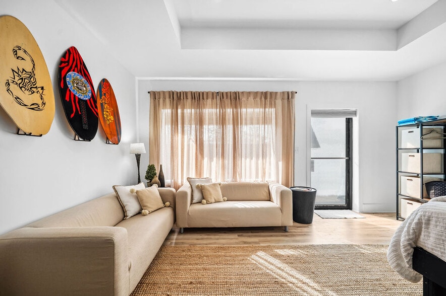 More Photos Of 13662 Red Arrow Hwy, Harbert Hotel For Sale