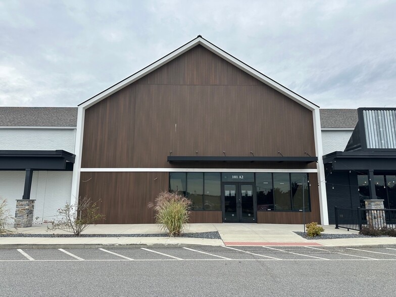 More Photos Of 71-101 Carver Rd, Plymouth Unknown For Lease