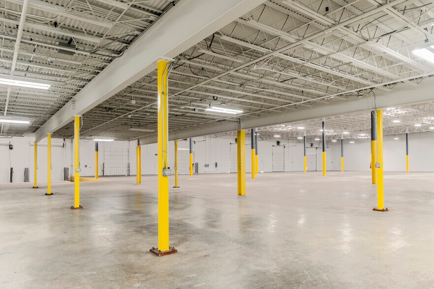 More Photos Of 5400 NW 35th Ave, Fort Lauderdale Warehouse For Lease