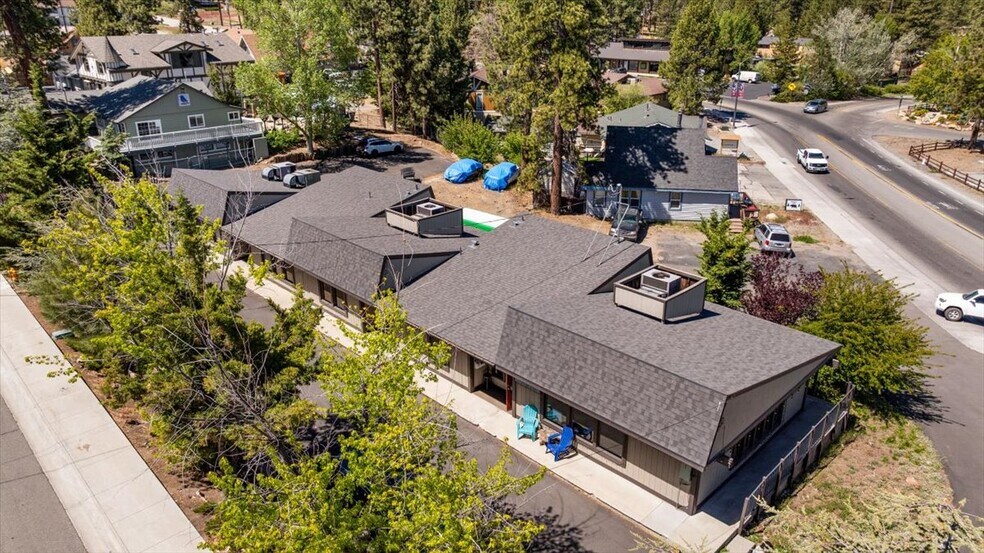 More Photos Of 40585 Big Bear Blvd, Big Bear Lake Office For Sale