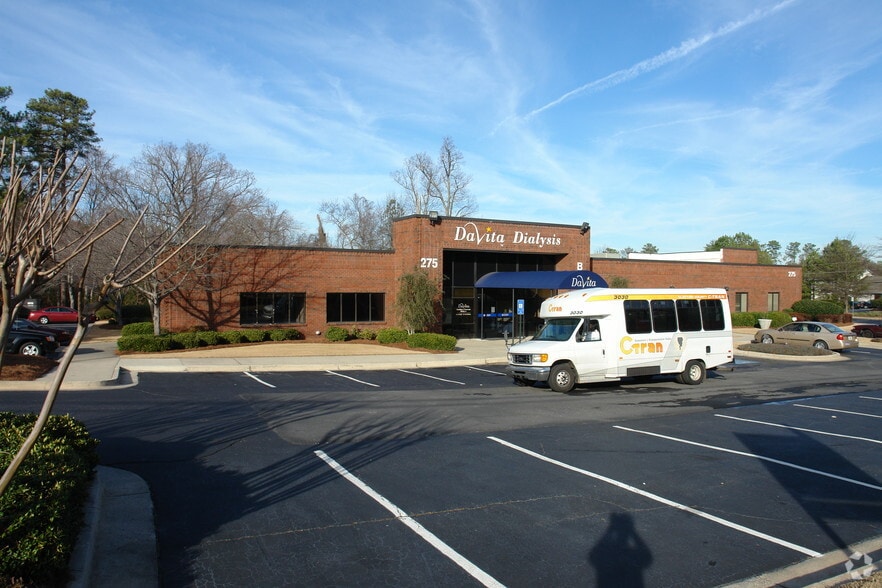 More Photos Of 275 Upper Riverdale Rd SW, Riverdale Medical For Lease