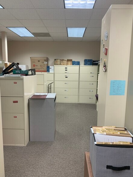 More Photos Of 258-260 E Garrison Blvd, Gastonia Storefront Retail Office For Lease