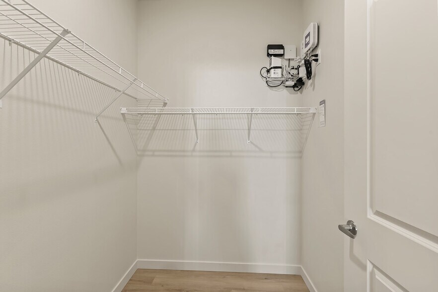 More Photos Of 7011 NE 126th St, Vancouver Apartments For Sale