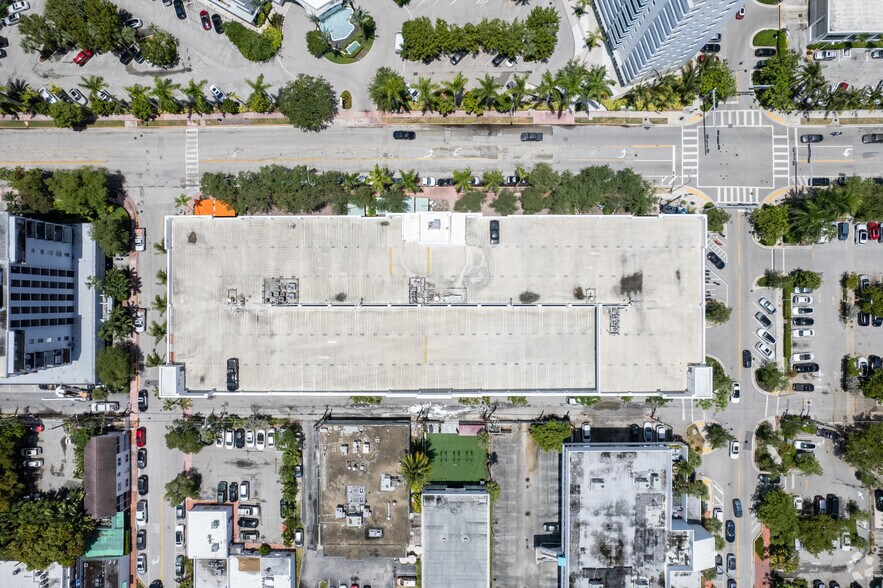 More Photos Of 959 West Ave, Miami Beach Parking Garage For Lease