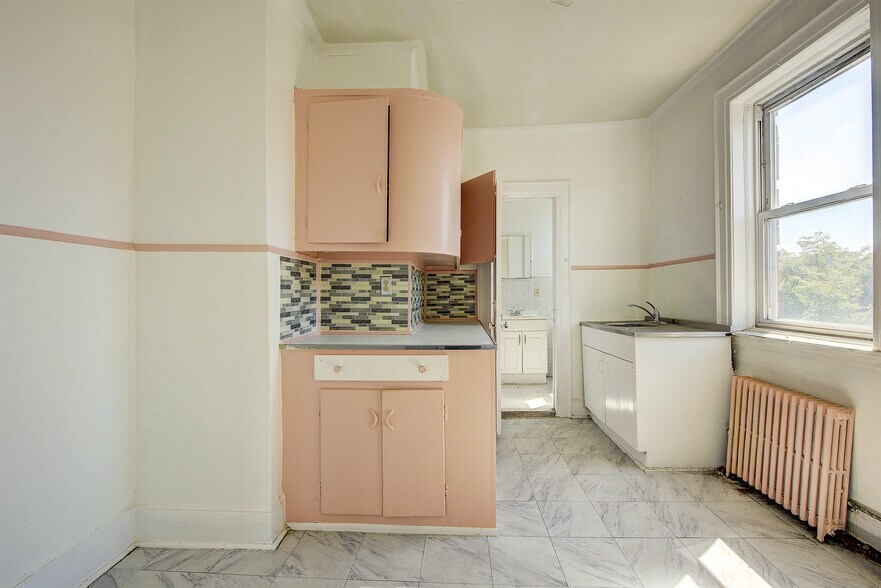 More Photos Of 1701 Gates Ave, Ridgewood Apartments For Sale