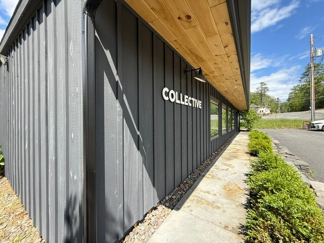 More Photos Of 6 Beaver Brook rd, Yulan Office For Sale