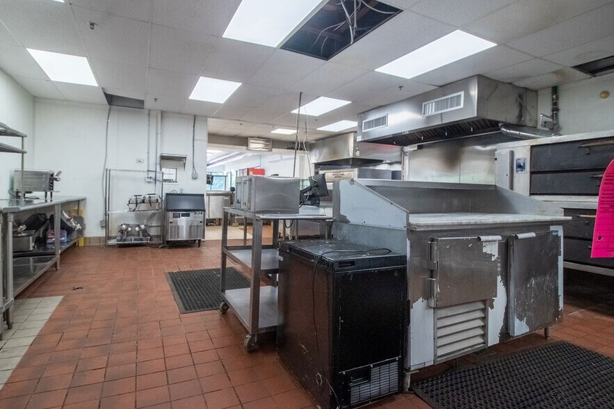 More Photos Of 127 S Main St, Ellenville Fast Food For Sale