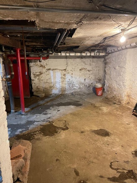 More Photos Of 1219 Halsey St, Brooklyn Apartments For Lease