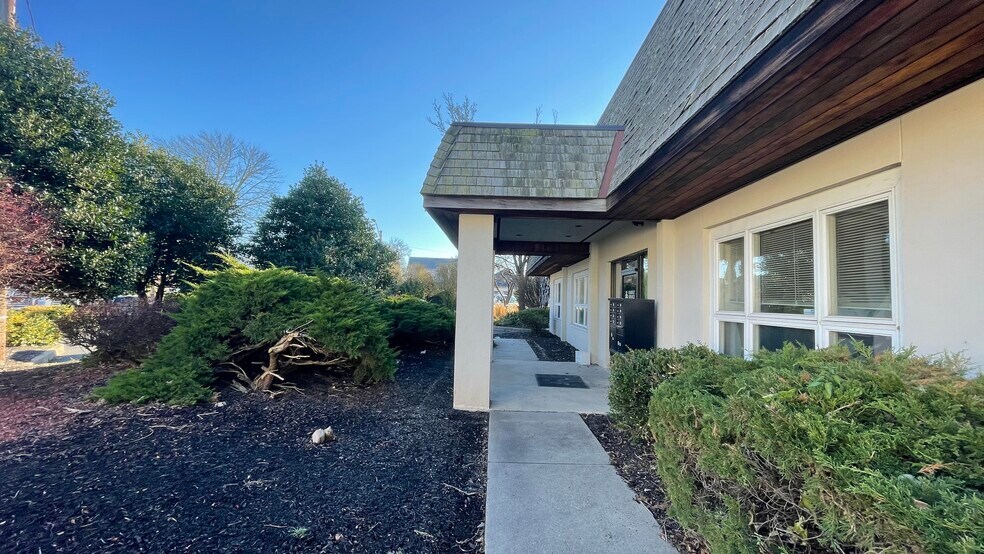 More Photos Of 200 Apple St, Quakertown Medical For Lease