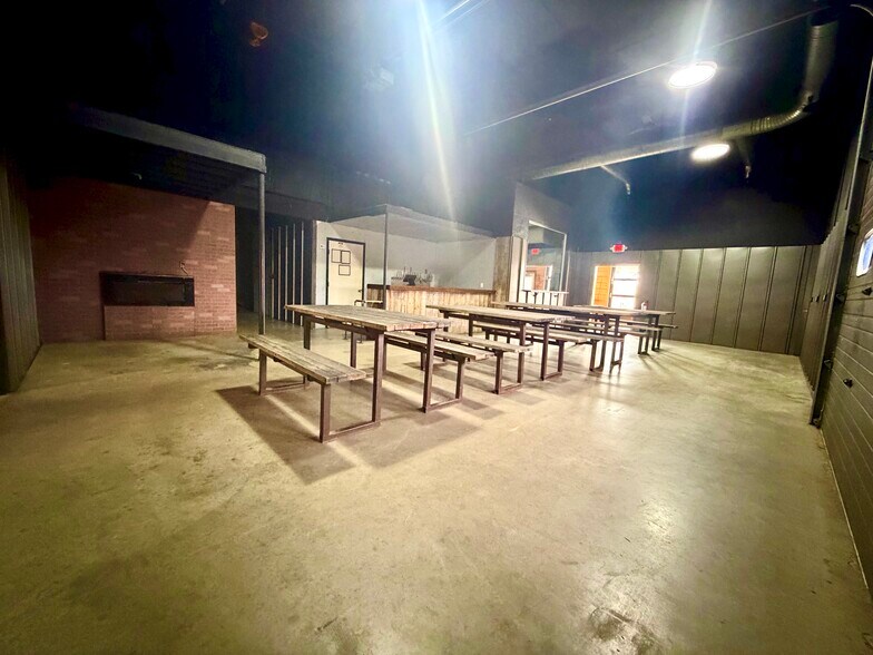 More Photos Of 315 E Railroad St, Cut Bank Sports And Entertainment For Sale