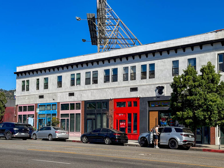 Primary Photo Of 4675-4685 Hollywood Blvd, Los Angeles Storefront Retail Residential For Lease