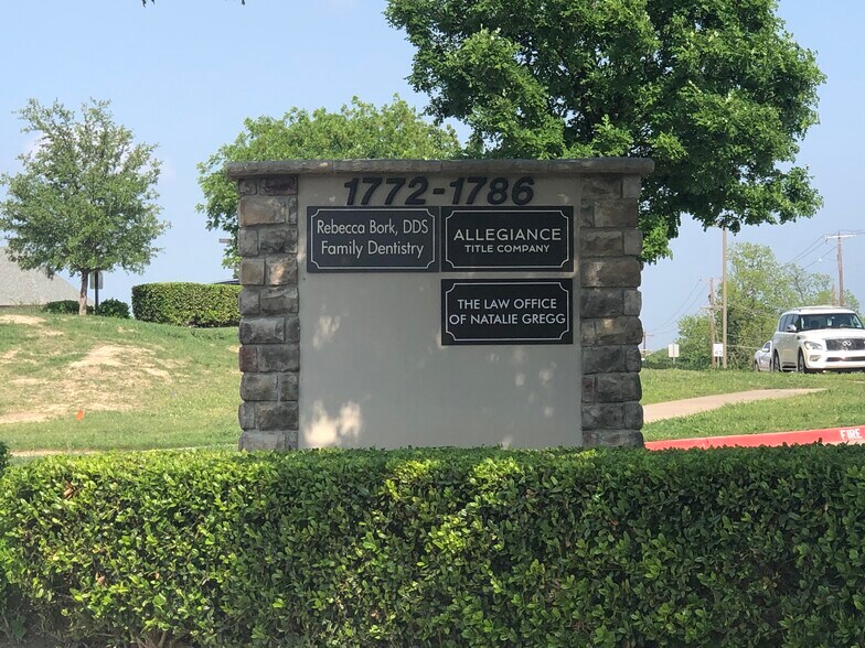 More Photos Of 1786 W McDermott Dr, Allen Medical For Lease