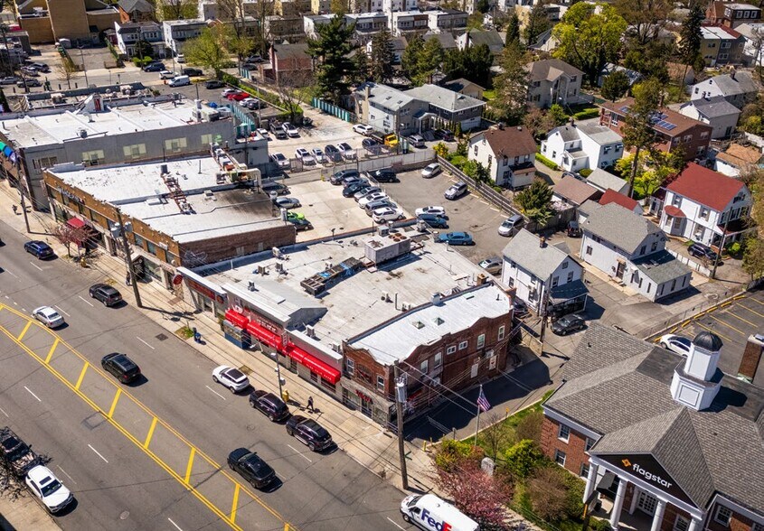 More Photos Of 25115 Northern Blvd, Little Neck General Retail For Sale