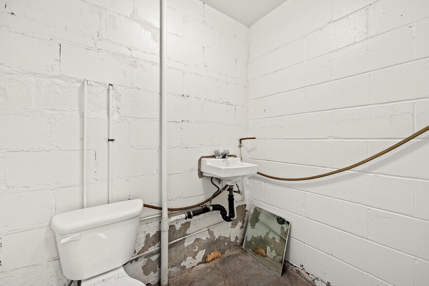 More Photos Of 42 Eugene St, Toronto Warehouse For Sale