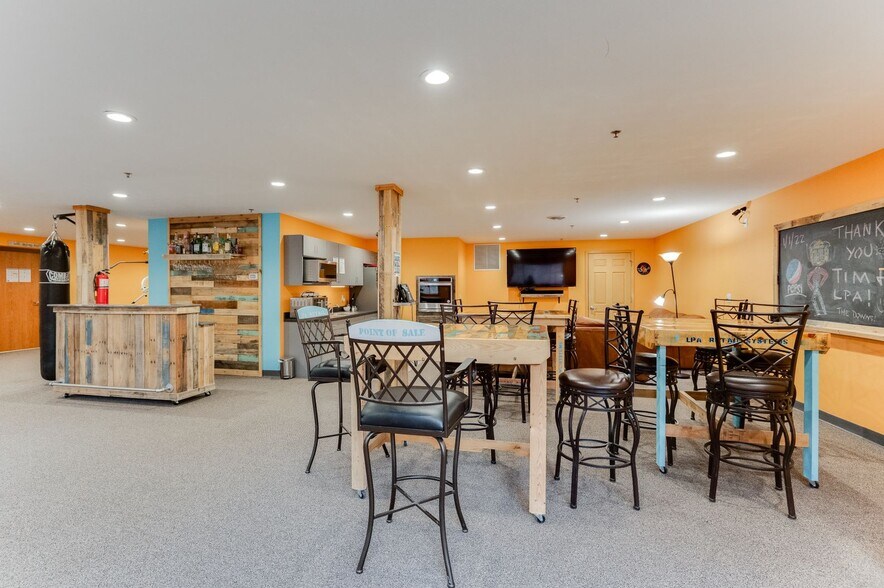 More Photos Of 11979 Cr-11, Burnsville Office For Sale