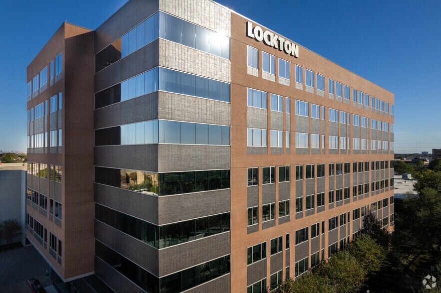 More Photos Of 3657 Briarpark Dr, Houston Office For Sale