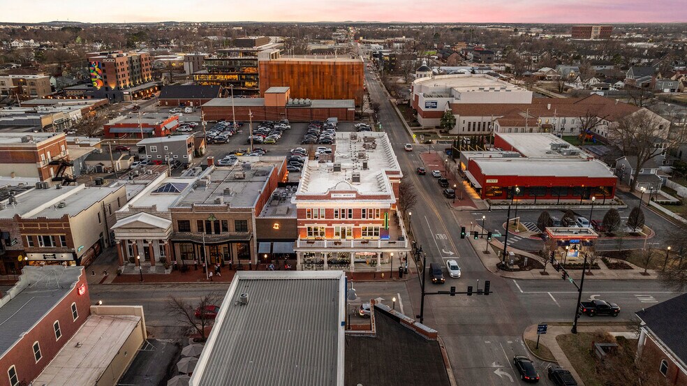 More Photos Of 125 W Central Ave, Bentonville Office For Sale