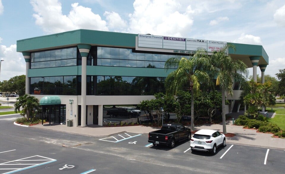 Primary Photo Of 5240 NE Babcock St, Palm Bay Office For Sale