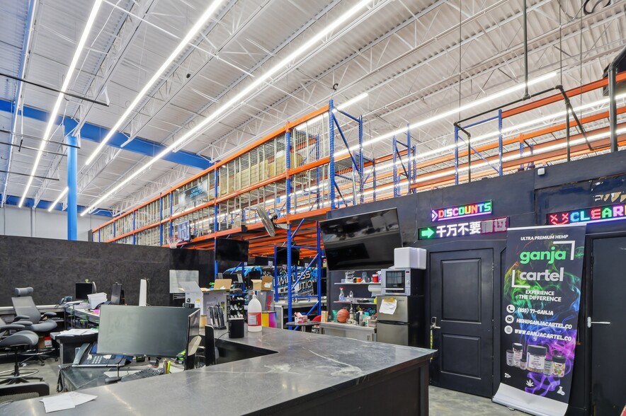 More Photos Of 610 Ryan Ave, Westville Warehouse For Lease