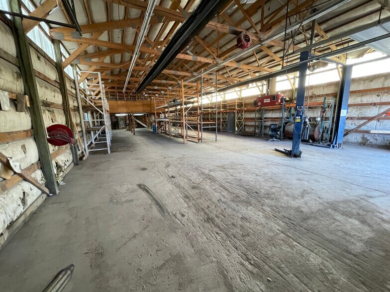 More Photos Of 209 N County Road 23H, Loveland Industrial For Sale