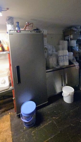 More Photos Of 947 Federal St, Philadelphia Restaurant For Sale