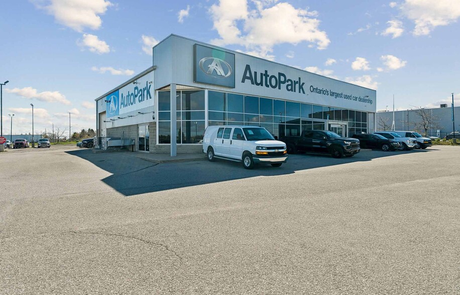 More Photos Of 2496 Doral Dr, Innisfil Auto Dealership For Sale