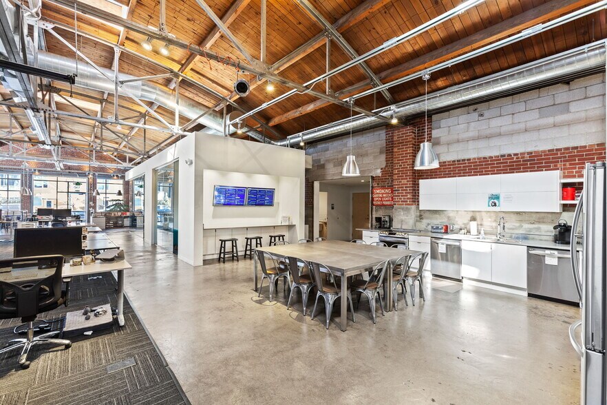 More Photos Of 3120 Blake St, Denver Office For Lease