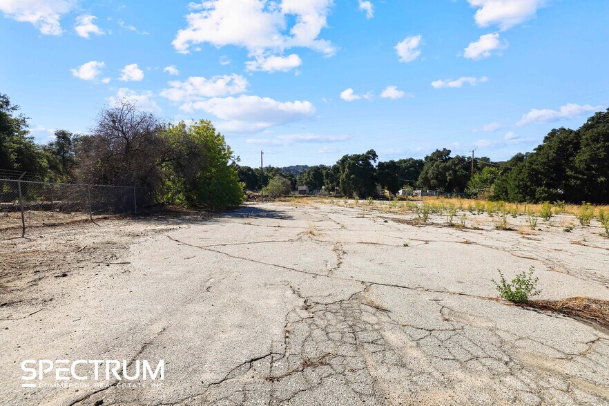 More Photos Of 23642 Pine St, Santa Clarita Land For Sale