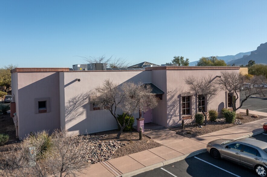 More Photos Of 7544 N La Cholla Blvd, Tucson Office For Sale