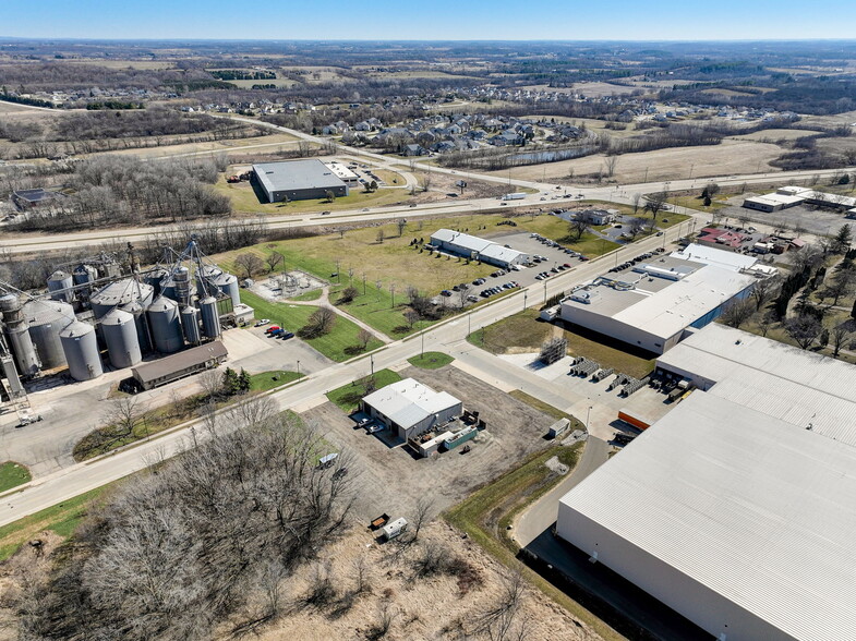 More Photos Of 201 Grell Ln, Johnson Creek Manufacturing For Sale