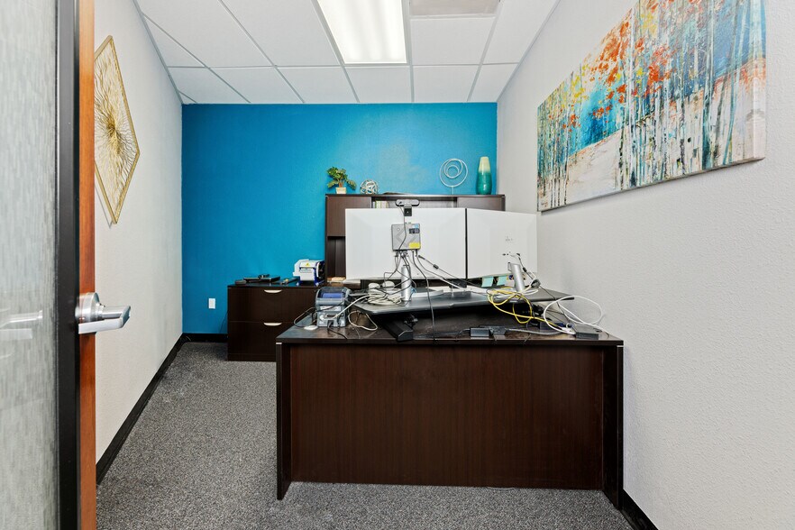 More Photos Of 9401 E Stockton Blvd, Elk Grove Office Residential For Sale