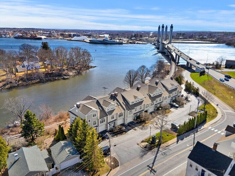 More Photos Of 19 Bridge St, Kittery Coworking Space
