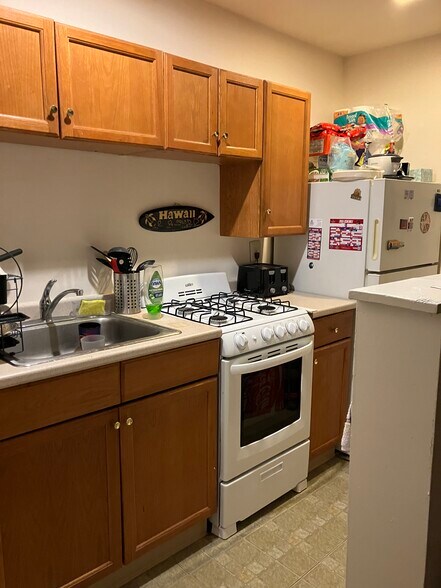 More Photos Of 4718 Cedar Ave, Philadelphia Multifamily For Sale