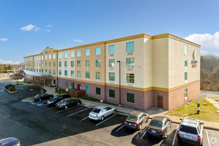 Primary Photo Of 7350 Williamson Blvd, Manassas Hotel For Sale