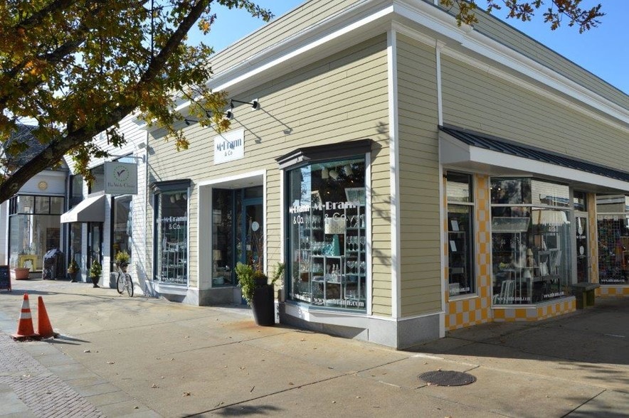 More Photos Of 16-38 Nathan Ellis Hwy, Mashpee Unknown For Lease