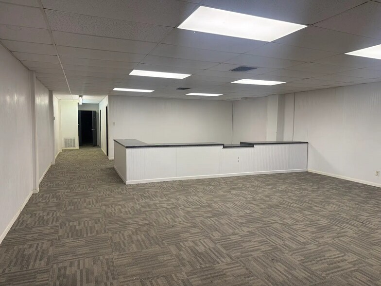 More Photos Of 346-354 S Houston St, Aransas Pass Office For Sale