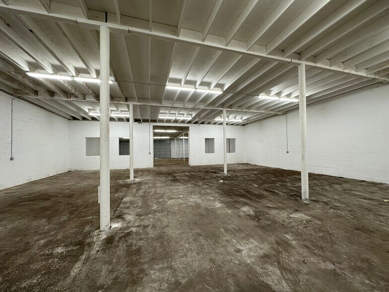 More Photos Of 1728 NW 5th St, Oklahoma City Manufacturing For Lease