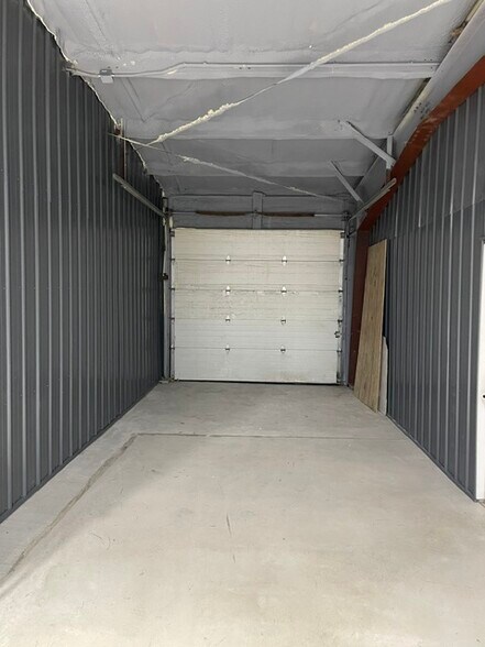 More Photos Of 136 Huron Ave, Oconto Warehouse For Sale