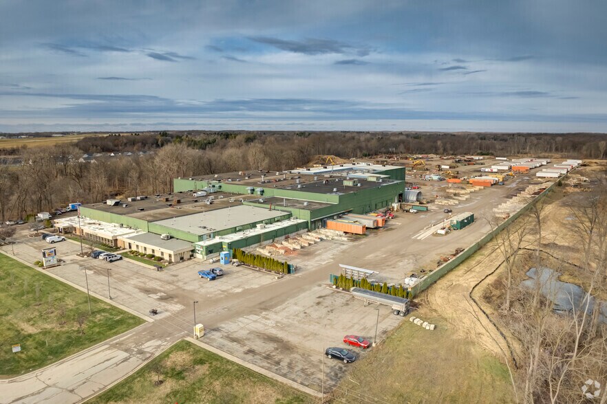 More Photos Of 2440 W Highland Rd, Howell Industrial For Sale
