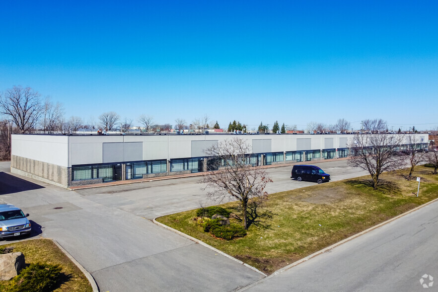 Primary Photo Of 509-549 Av Lépine, Dorval Warehouse For Lease